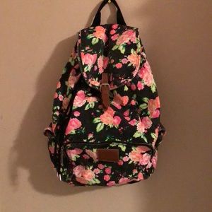 💝💝 Victoria’s Secret floral backpack